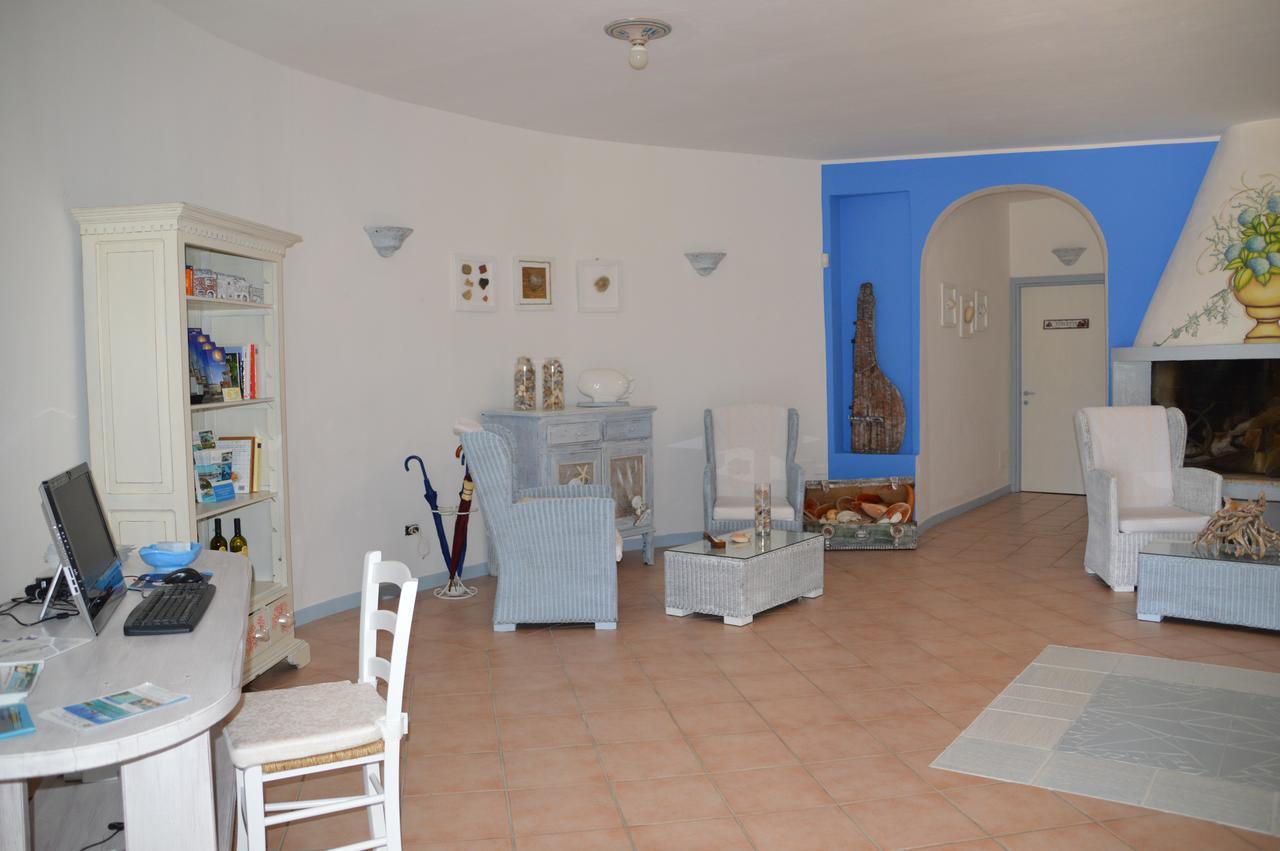 Hotel Il Timone Cugnana Extérieur photo
