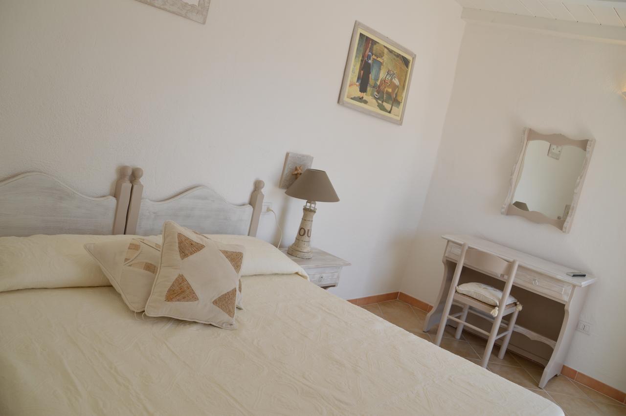 Hotel Il Timone Cugnana Extérieur photo