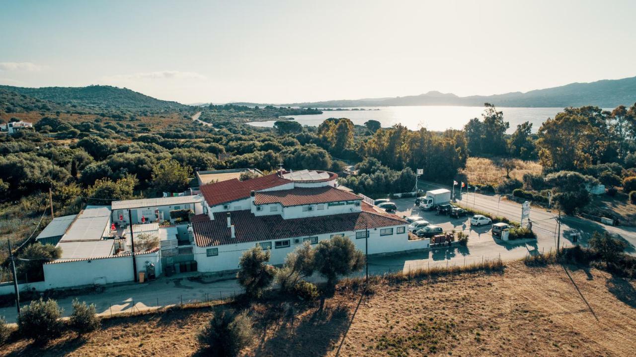 Hotel Il Timone Cugnana Extérieur photo